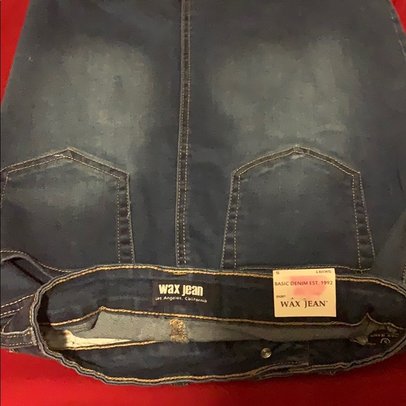 Quality Jean skirt - Picture 3 of 3